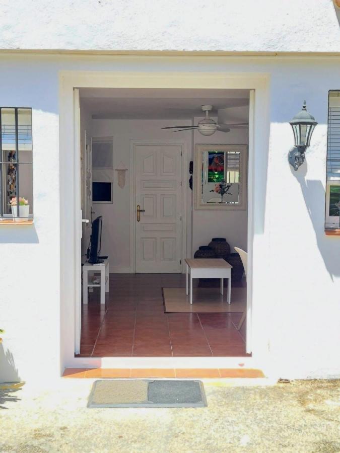 Villa Pitato Nuevo, Cerca De La Playa, Parking En La Puerta Del Alojamiento La Cala Del Moral Exterior photo